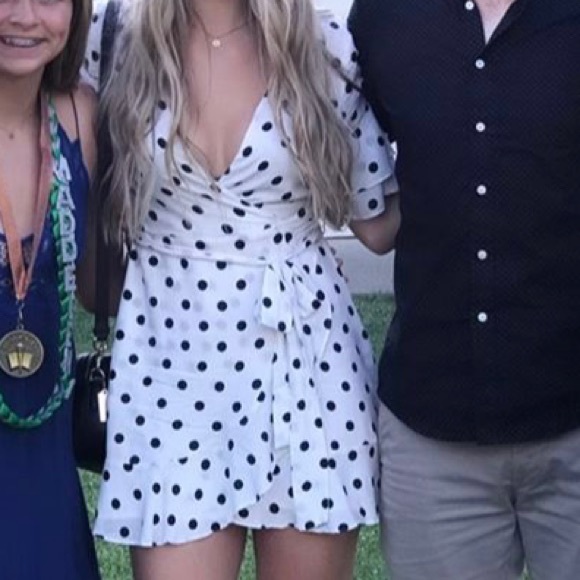 LUSH polka dot wrap dress - Picture 5 of 6